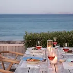Ostria 3* Μουτσούνα