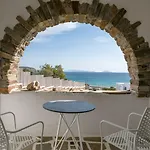 Ostria Hotel 3*