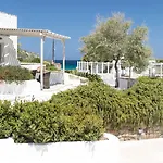 Ostria Ξενοδοχείο 3*