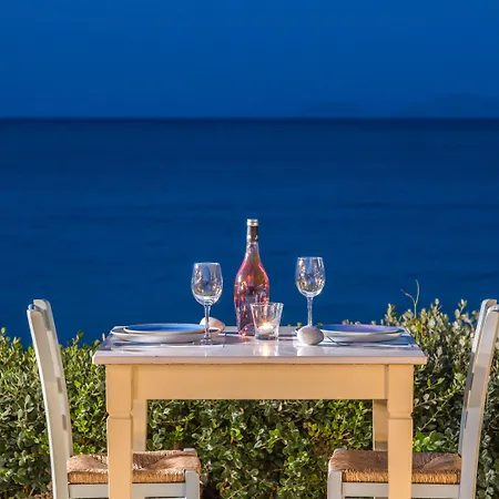 Ostria Hotel Moutsoúna