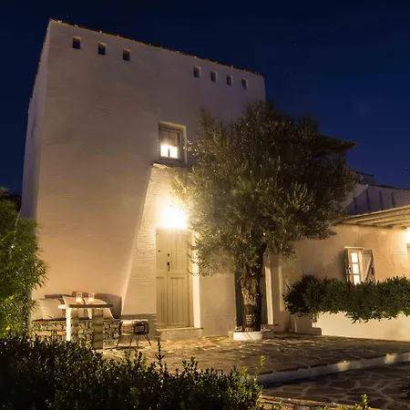 Ostria Hotel Moutsoúna